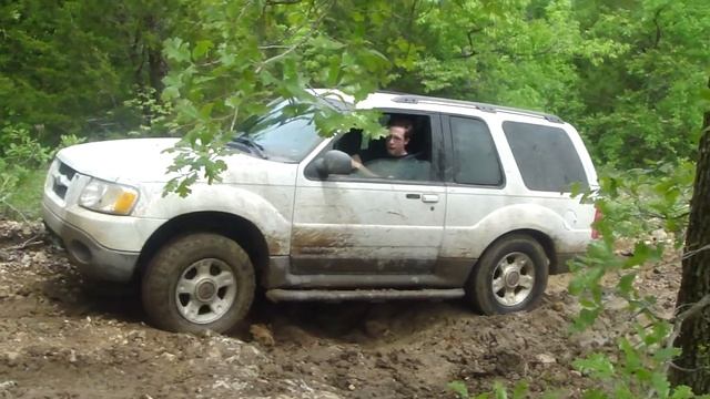 Ford Explorer at SMORR ( Southern Missouri Off Road Ranch ) 5-16-09 смотреть онлайн
