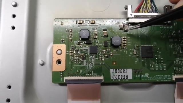 Телевизор PHILIPS 37PFL3507T/60 не включается. Проблема в тайминг контроллере смотреть онлайн