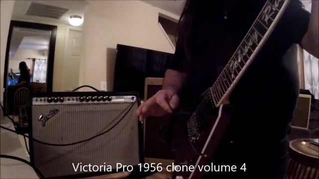 Fender Vibrolux Reverb 1974 VS the Victoria Pro Amplifier Shootout смотреть онлайн