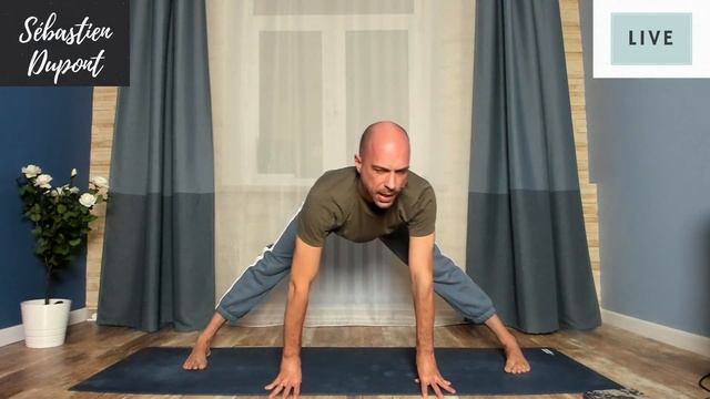 Mixed yoga class смотреть онлайн