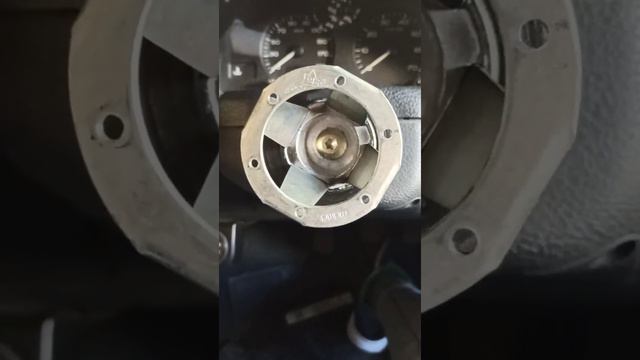 Peugeot 106 Cambio de Volante смотреть онлайн