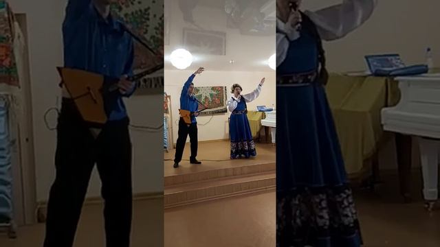 "ЛЕТИ, ПЁРЫШКО" исполняет О.Сидорова, Аккомпанирует М.Песков смотреть онлайн