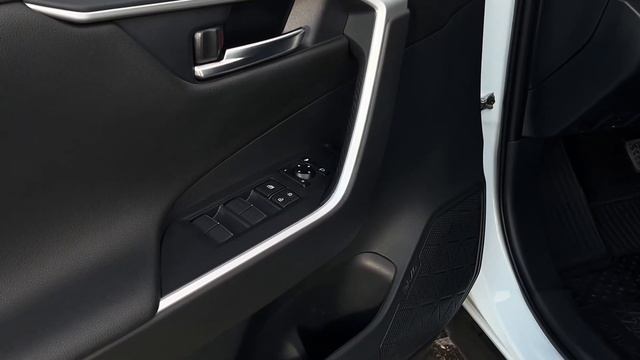 TOYOTA RAV4 (XA50) ‘2021 смотреть онлайн