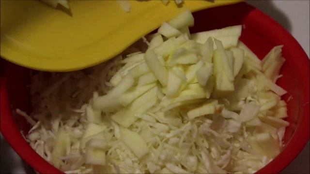 САЛАТ ПП ПРАВИЛЬНОЕ ПИТАНИЕ, САЛАТ СО СМЕТАНОЙ И БЕЛОКАЧАННОЙ КАПУСТОЙ, САЛАТ С ЯБЛОКОМ, НОВОГОДНИЙ смотреть онлайн