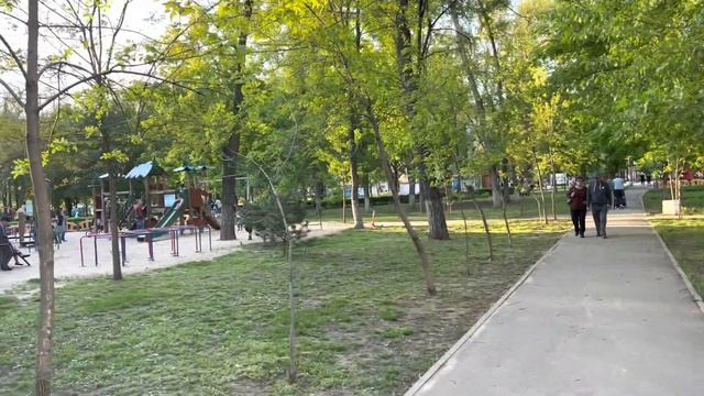 Парк Островского Ростов-на-Дону 2022 танцы смотреть онлайн