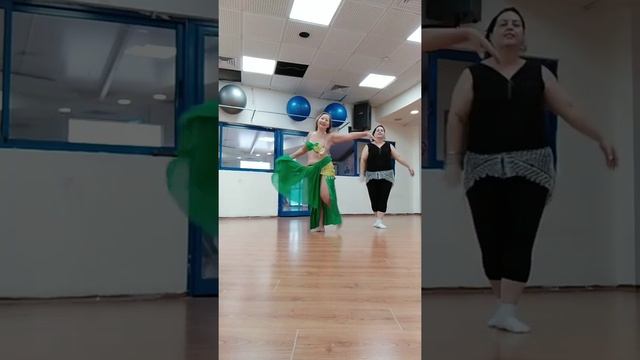 Belly dance class Habibi for beginners// Урок Танца живота Хабиби// שיעור ריקודי בטן חביבי למתחילות смотреть онлайн