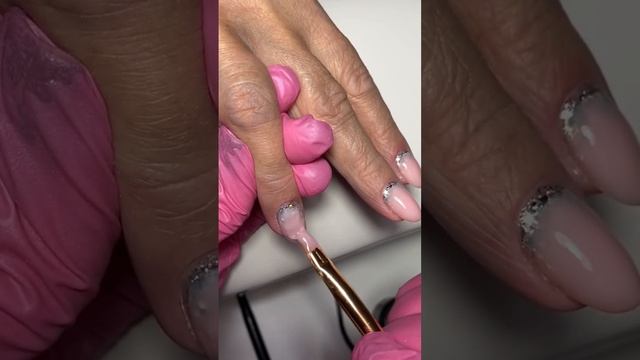 Процесс создания дизайна✨ Растяжка блёстками. Nail Art. Nail design. #маникюр #ногти #manicure #гел смотреть онлайн