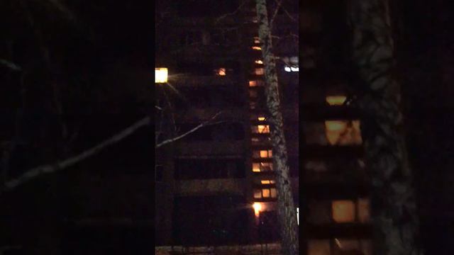 Мигающий подъезд смотреть онлайн