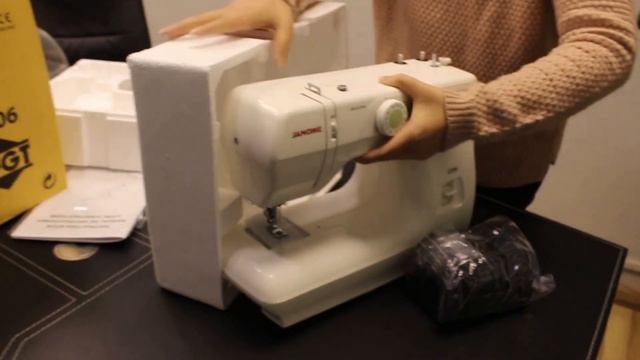Unboxing a JANOME 2206 Sewing Machine - My Sewing Mall смотреть онлайн