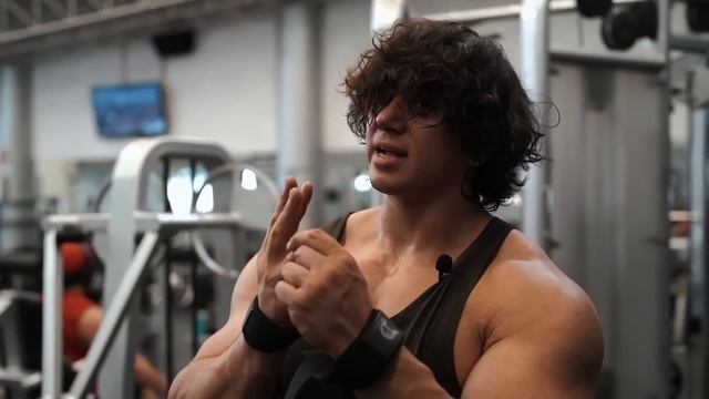 RUTINA DE ESPALDA DADDY AIOLI ME SUPERA - ISMAEL MARTINEZ смотреть онлайн