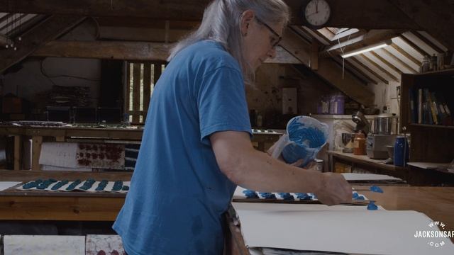 How Unison Colour Soft Pastels are Made (On Location) смотреть онлайн