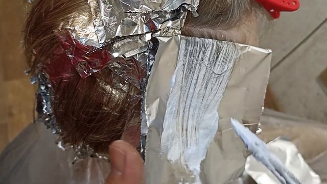 Почему мелирование нельзя сделать близко к корню смотреть онлайн