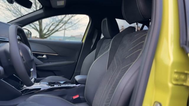 PEUGEOT 208 GT 2024 - RESTYLING nei PUNTI GIUSTI смотреть онлайн