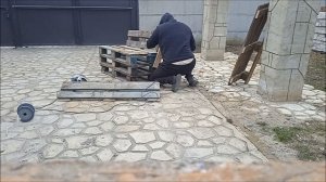 скамейка с поддонов за 30 минут