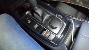 Обзор мазда CX30 2021 красивый и надёжный автомобиль.