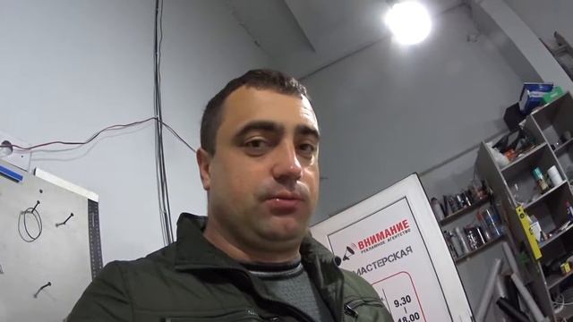 Кронштейн вывеска с желтыми пайетками. Живая реклама. DIY смотреть онлайн