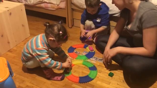 Гоночная трасса видео отзыв смотреть онлайн