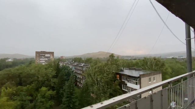 Ураган ,Гроза ,Усть-Каменогорск 17.07.2022 смотреть онлайн