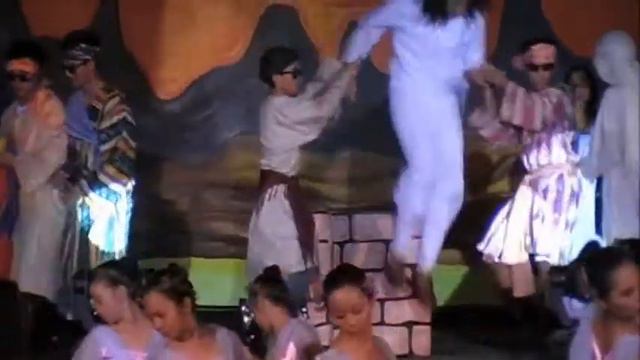 03 SVC Dipolog Musical Play 2010 with Claire & Cielbert Jr (clip) смотреть онлайн