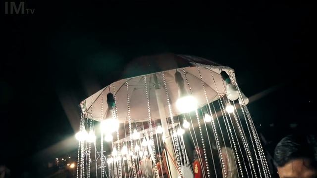 ИНДИЯ ТРИ Свадьбы сразу. Ярмарка у меня под окном. Вриндаван смотреть онлайн