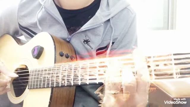 CÓ MỘT NGƯỜI ĐỨNG NHÌN - RON RON- TONE Am - Full смотреть онлайн