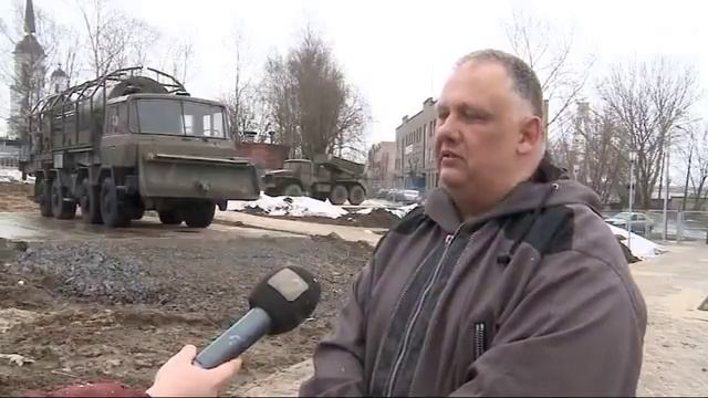 Новая техника появилась в Парке Победы в Череповце смотреть онлайн