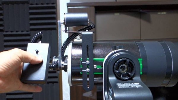「 SkyWatcher MAK127 」用に 「 SkyWatcher 社 フォーカスモーター 」を使用した 電動フォーカーサーを自作しました。