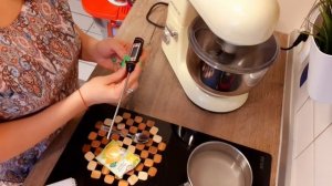 Белковый крем с сахарным сиропом. КРЕМ 100% ПОЛУЧИТСЯ у всех!