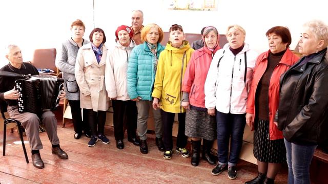 Хор Родные Напевы - Россия (муз. В. Захарченко, слова В. Пухначёв) смотреть онлайн