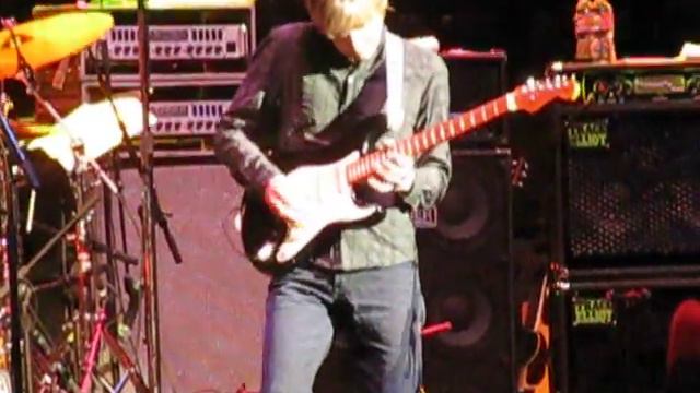 "Goin' Down" Joe Satriani & Eric Johnson 10/17/11 смотреть онлайн