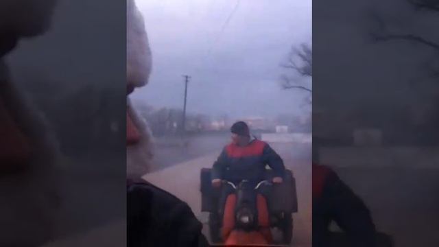 Едим с покатушек кончился бензин смотреть онлайн