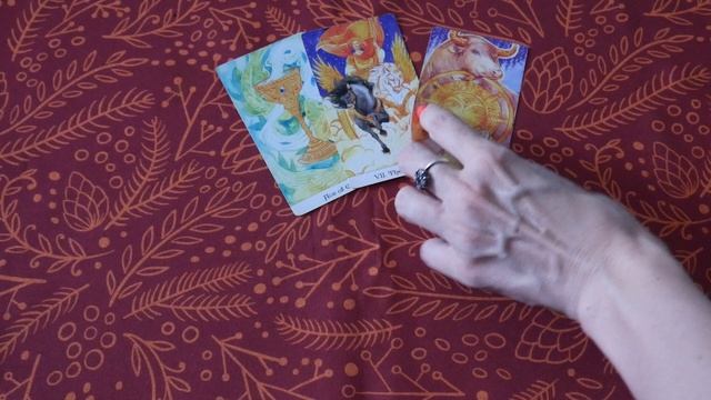 ЧЕГО ОН ДОБИВАЕТСЯ ОТ МЕНЯ?