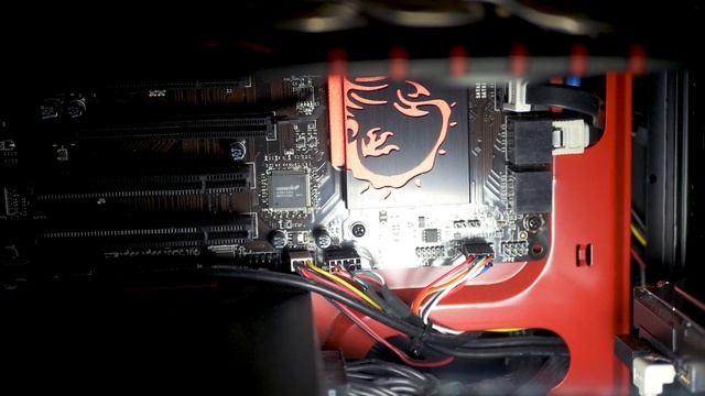 My MINIMALIST Video Editing SETUP With ULTRAWIDE Monitor & MacBook Pro - EARLY 2020 смотреть онлайн