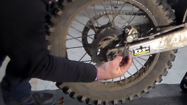 Dirt Bike DP Brake Pad Wear and Tips. смотреть онлайн