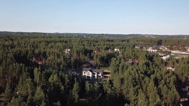 Проект «Токсово»: просторный дом из клееного бруса, построенный компанией GREENSIDE смотреть онлайн