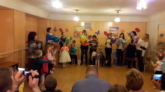 Утреник на 8 марта 2017(12) смотреть онлайн