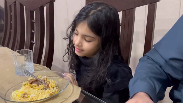 Hania amir ki favourite biriyani banae | Multan ka sohn halwa| Srk in Saudi Arabia|b4u family смотреть онлайн