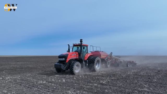 Рамный трактор KAT 3004-A1 работает с посевным комплексом в Павлодарской области, КХ Муталяп смотреть онлайн