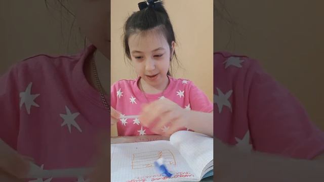 распаковка бумажных сюрпризов 3 коллекции мороженое виде животных магазин и поп ит смотреть онлайн