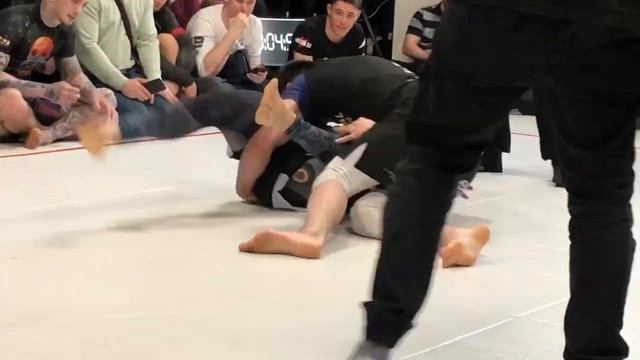 Магомед Абдулкадыров vs Максим Недощак смотреть онлайн