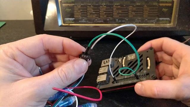 How to wire up WS2811 RGB LEDs to the Raspberry Pi смотреть онлайн