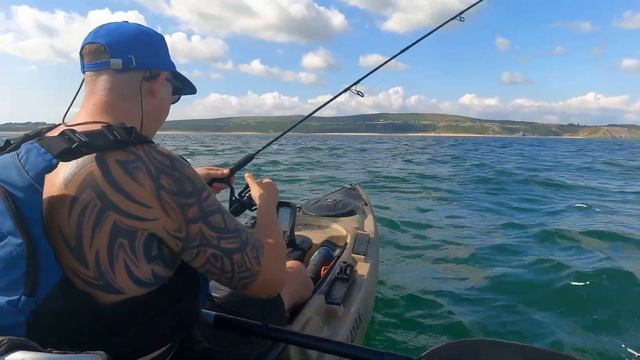 SWKA Oxwich bay kayak match! Part 1 collecting fresh bait, catching a lift from a sib and a few fis смотреть онлайн