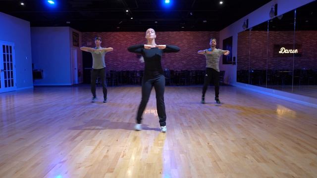 15 Minute Ballroom Dance Workout - Viennese Waltz, Foxtrot, Quickstep, Tango | Easy To Follow Alon смотреть онлайн