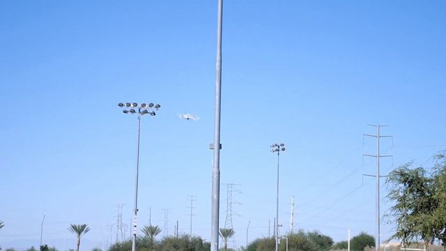 The Most Powerful D200 Drone | Well Maybe | Is This A DJI Clone ? | No But Fun смотреть онлайн