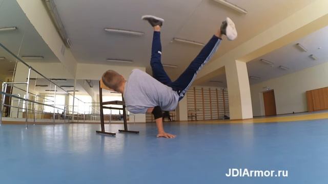 Air Chair Freeze tutorial (Обучалка по фризу на Чейре) смотреть онлайн