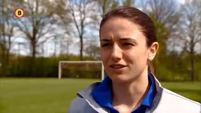 Blessure Kika van Es maakt nog indruk смотреть онлайн