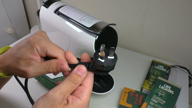 Xiaomi SCISHARE - капсульная кофемашина смотреть онлайн