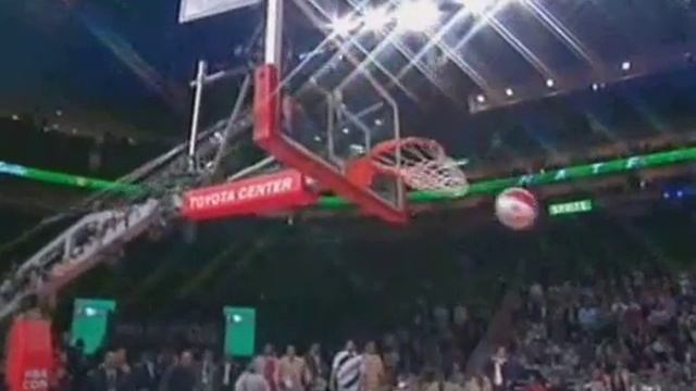 Nate Robinson in 2006 Dunk Contest смотреть онлайн