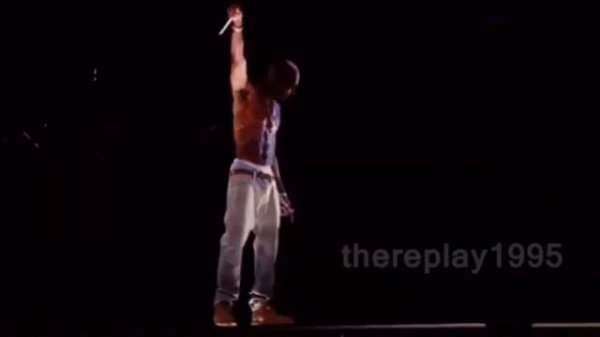 2PAC Голограмма 2012 год концерт Snoop Dog ( 2PAC Жив И После Смерти ) • 2020