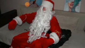 дед мороз? гений. суприм банда сестра попросила сделатл реакцию.